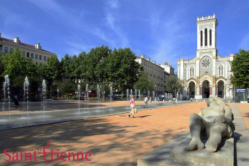 Social Retail Creates France First Smart City