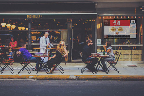 Social Retail Digital Signage for Restaurants